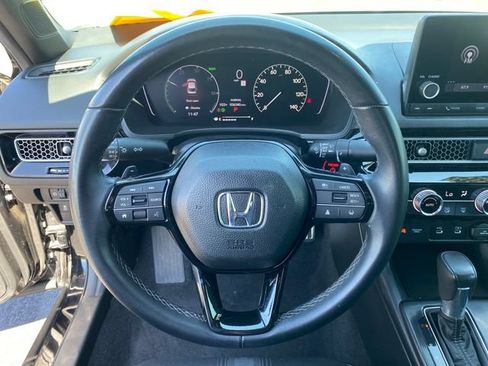 Used 2025 Honda Civic Sport image 27