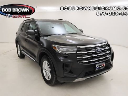 Used 2025 Ford Explorer Active image 1