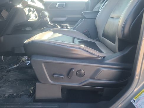 Certified 2022 Ford Bronco Wildtrak image 14