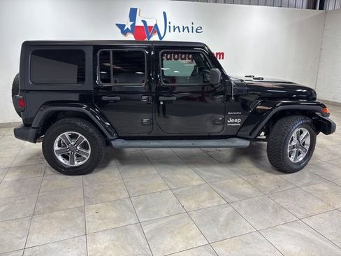 Used 2020 Jeep Wrangler Unlimited Sahara AWD/4WD image 5