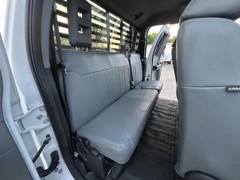 Used 2012 Ford F550 4x4 SuperCab Super Duty w/ XL Value Pkg image 26