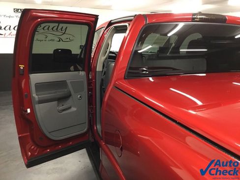 Used 2006 Dodge Ram 1500 Truck 2WD Quad Cab w/ Communication Pkg image 24
