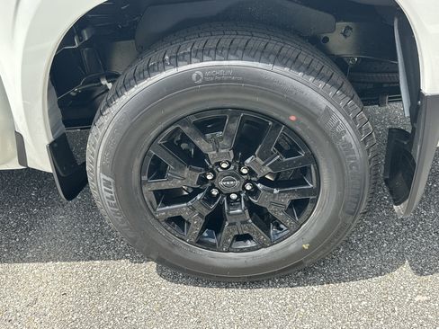 New 2026 Nissan Frontier SV RWD image 11