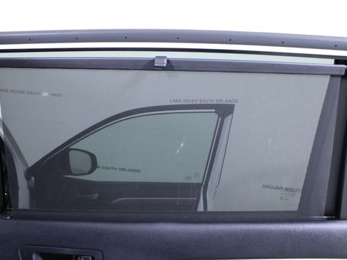 Used 2017 Toyota Highlander Limited image 18