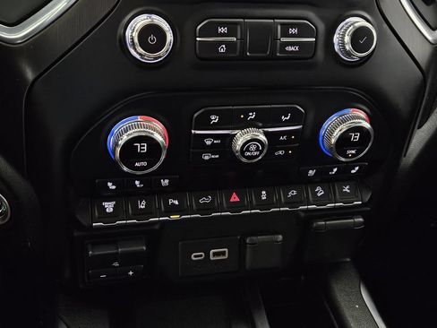 Used 2021 GMC Sierra 2500 AT4 w/ AT4 Premium Plus Package AWD/4WD image 15
