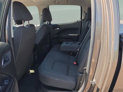 Used 2016 GMC Canyon SLE w/ SLE Convenience Package image 13