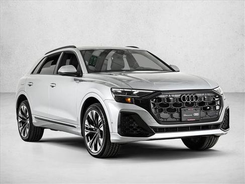Certified 2025 Audi Q8 Premium Plus w/ Premium Plus Package image 3