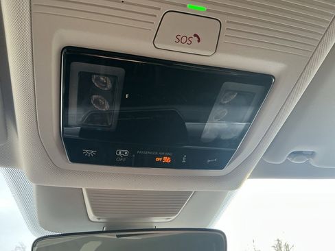 Certified 2025 Volkswagen Tiguan S image 25