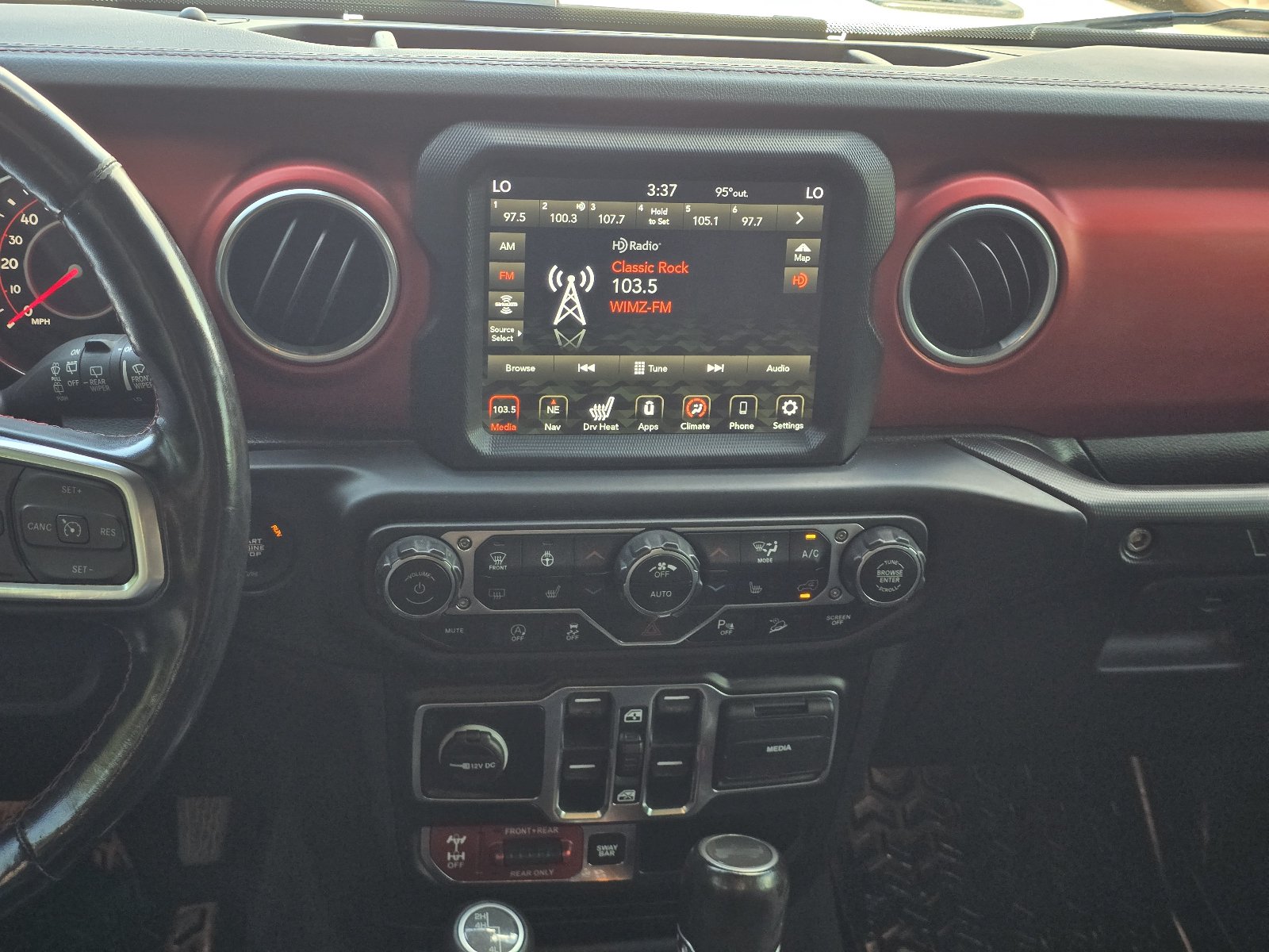 Used 2020 Jeep Wrangler Unlimited Rubicon AWD/4WD image 15