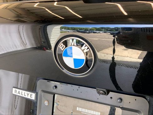 Used 2023 BMW X5 xDrive40i w/ Parking Assistance Package AWD/4WD image 32