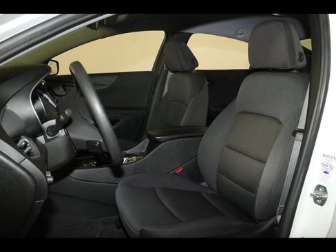 Used 2024 Chevrolet Malibu LT FWD image 21