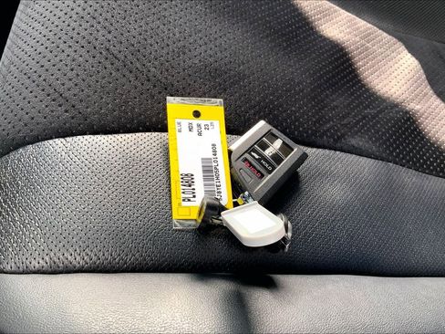 Used 2023 Acura MDX A-Spec image 14