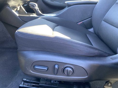 Used 2024 Chevrolet Malibu LT image 26