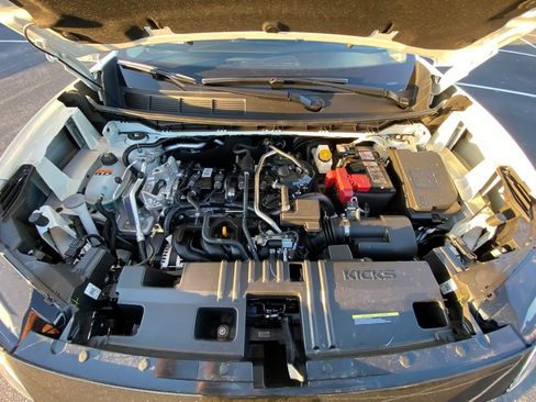 New 2026 Nissan Kicks SV w/ SV Premium Package FWD image 29