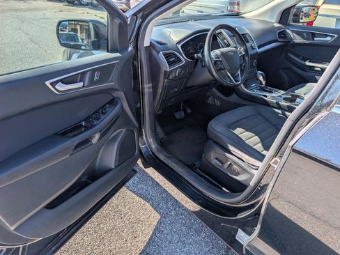 Used 2015 Ford Edge SEL image 14