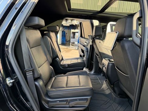 Used 2023 Chevrolet Tahoe High Country image 22