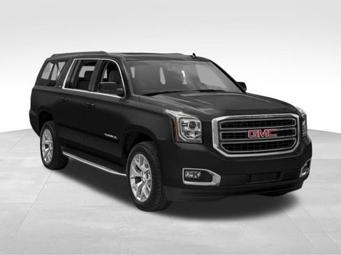 Used 2017 GMC Yukon XL SLT w/ Premium Edition RWD image 9
