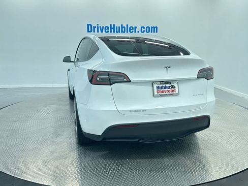 Used 2024 Tesla Model Y Long Range image 7