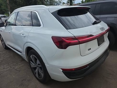 Used 2024 Audi Q8 e-tron Premium Plus w/ Premium Plus Package AWD/4WD image 4