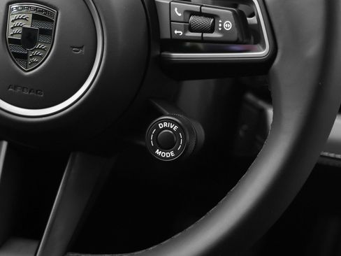 Certified 2025 Porsche Panamera Turbo image 43