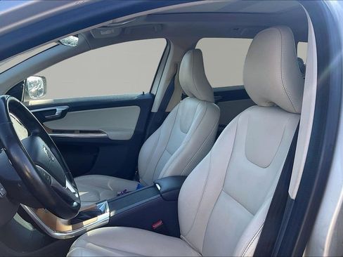Used 2017 Volvo XC60 T5 Inscription w/ Advanced Package image 23