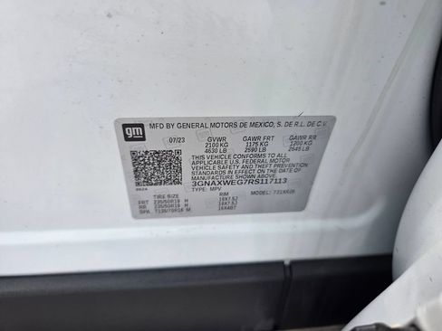 Certified 2024 Chevrolet Equinox RS w/ LPO, Floor Liner Package AWD/4WD image 20