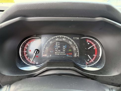 Used 2024 Toyota RAV4 XLE AWD/4WD image 23