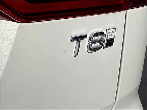 New 2026 Volvo XC60 T8 Plus w/ Climate Package AWD/4WD image 26
