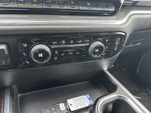 Certified 2023 Chevrolet Silverado 1500 High Country image 18