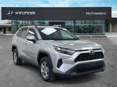 Used 2024 Toyota RAV4 XLE AWD/4WD image 3