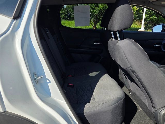 Used 2026 Nissan Kicks SV FWD image 15