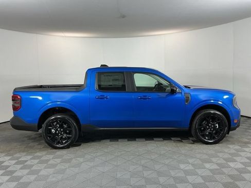 New 2026 Ford Maverick Lariat w/ Black Appearance Package AWD/4WD image 4