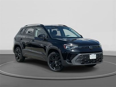 New 2025 Volkswagen Taos SE