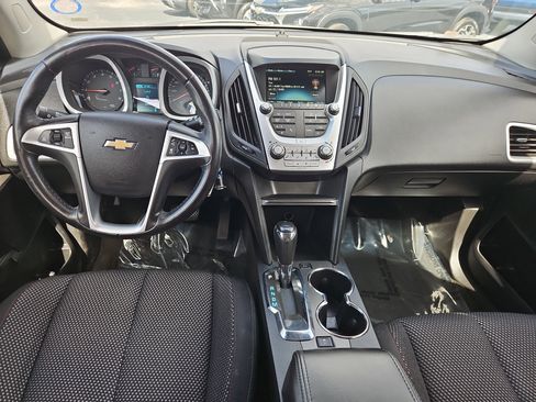 Used 2017 Chevrolet Equinox LT w/ Convenience Package AWD/4WD image 8