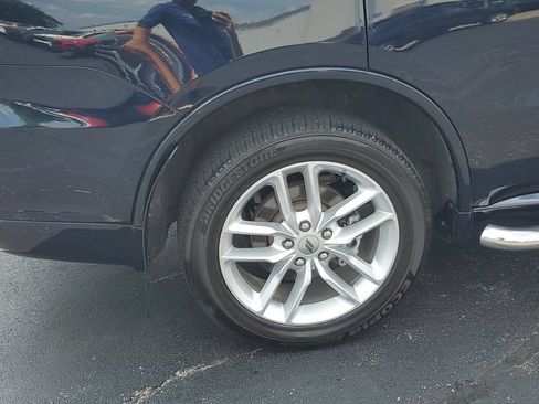 Certified 2024 Dodge Durango GT w/ Trailer Tow Group IV AWD/4WD image 5