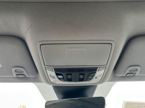 Used 2023 Acura MDX SH-AWD w/ Technology Package image 29