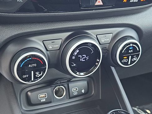New 2026 Hyundai Venue SEL FWD image 21