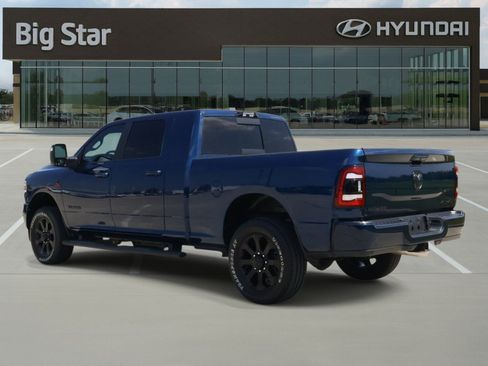 Used 2024 RAM 2500 Laramie w/ Night Edition AWD/4WD image 3
