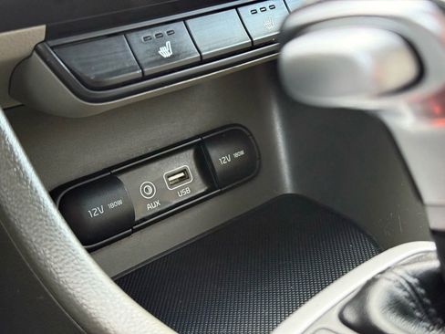 Used 2017 Kia Sportage LX w/ LX Popular Package image 32