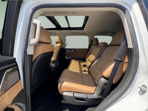 Used 2025 INFINITI QX80 Sensory w/ Exterior Package AWD/4WD image 15
