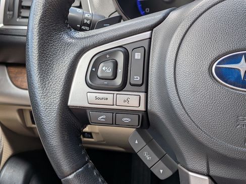 Used 2017 Subaru Outback 2.5i Limited AWD/4WD image 16