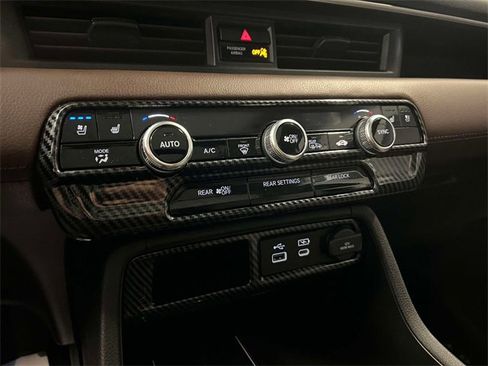 Used 2023 Honda Pilot Elite image 26