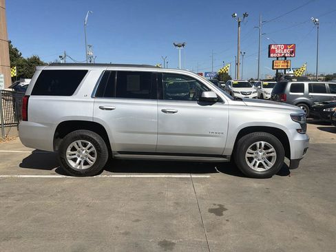 Used 2016 Chevrolet Tahoe LT w/ Luxury Package AWD/4WD image 4