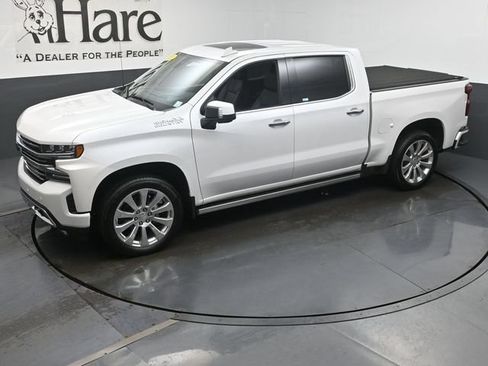 Used 2021 Chevrolet Silverado 1500 High Country w/ Technology Package AWD/4WD image 43