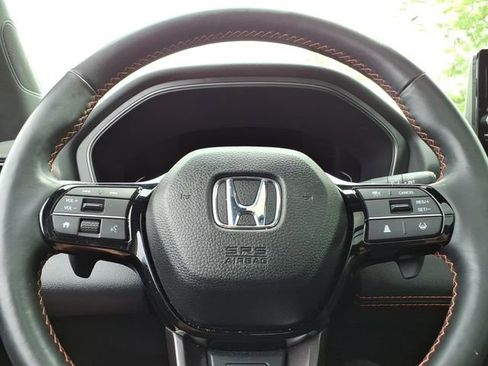 Certified 2025 Honda Pilot TrailSport image 24