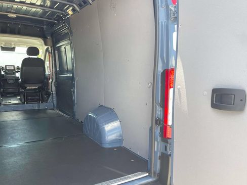 Used 2022 RAM ProMaster 3500 w/ Fleet Safety Group (AWQ) FWD image 17