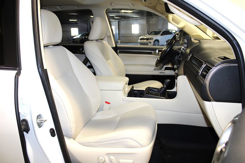 Used 2022 Lexus GX 460 Premium w/ Premium Plus Package AWD/4WD image 30