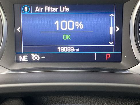 Certified 2023 GMC Acadia SLE w/ Driver Convenience Package image 16