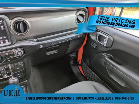 Used 2023 Jeep Wrangler Unlimited AWD/4WD image 15