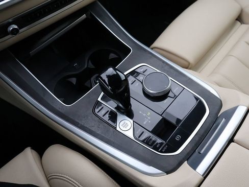 Used 2022 BMW X5 xDrive40i AWD/4WD image 28